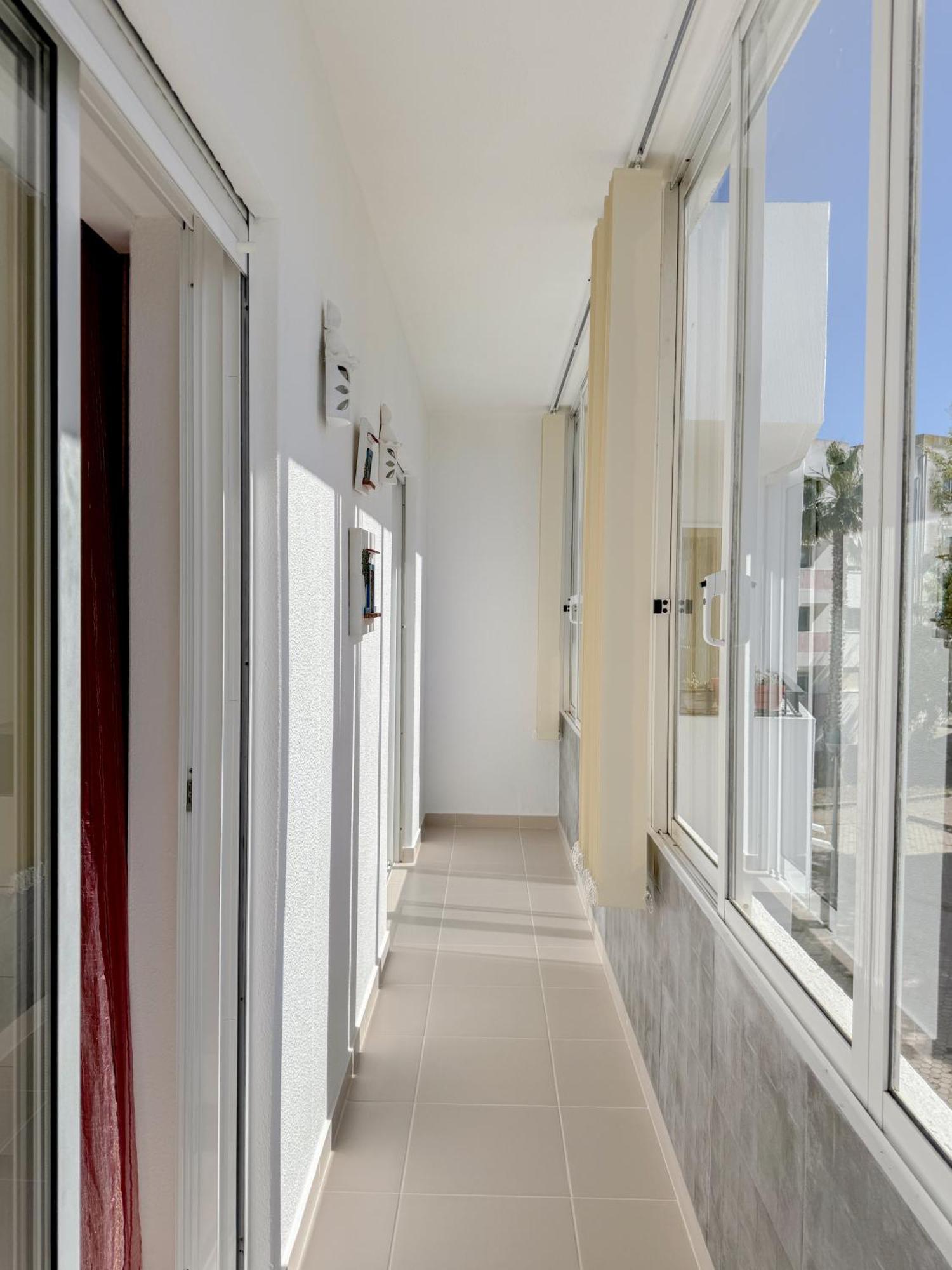 Urban Retreat With Easy Beach Access #1892 라고스 외부 사진