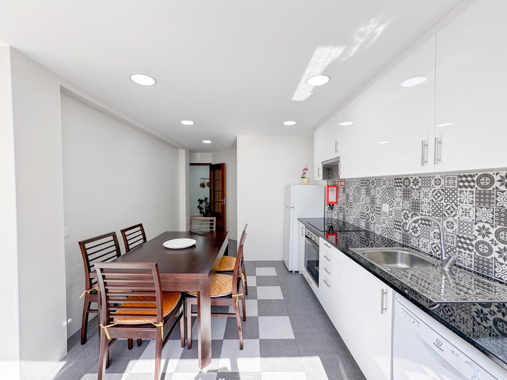 Urban Retreat With Easy Beach Access #1892 라고스 외부 사진